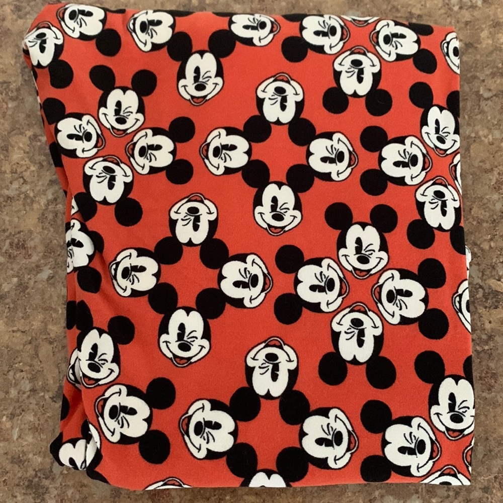 New OS leggings from LuLaRoe